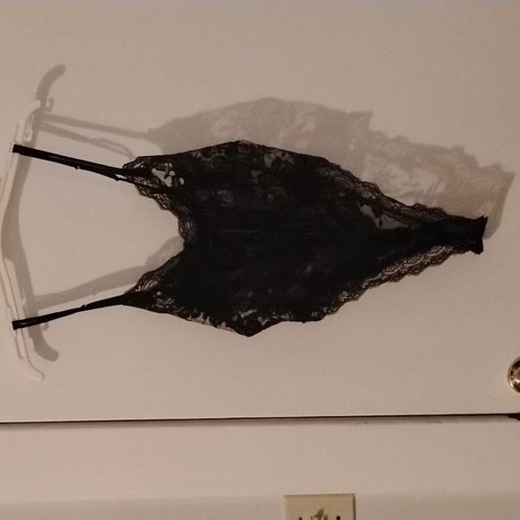 A vintage Victoria's Secret gold label lingerie - Picture 2 of 11